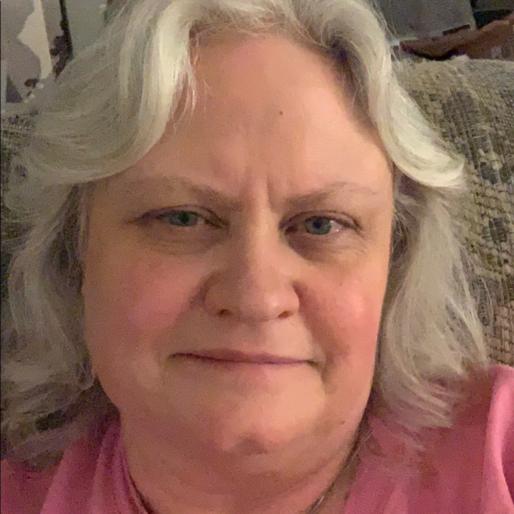 Meet your Posher, Christine